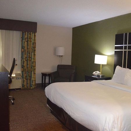 Comfort Inn & Suites Maumee - Toledo I80-90 Экстерьер фото