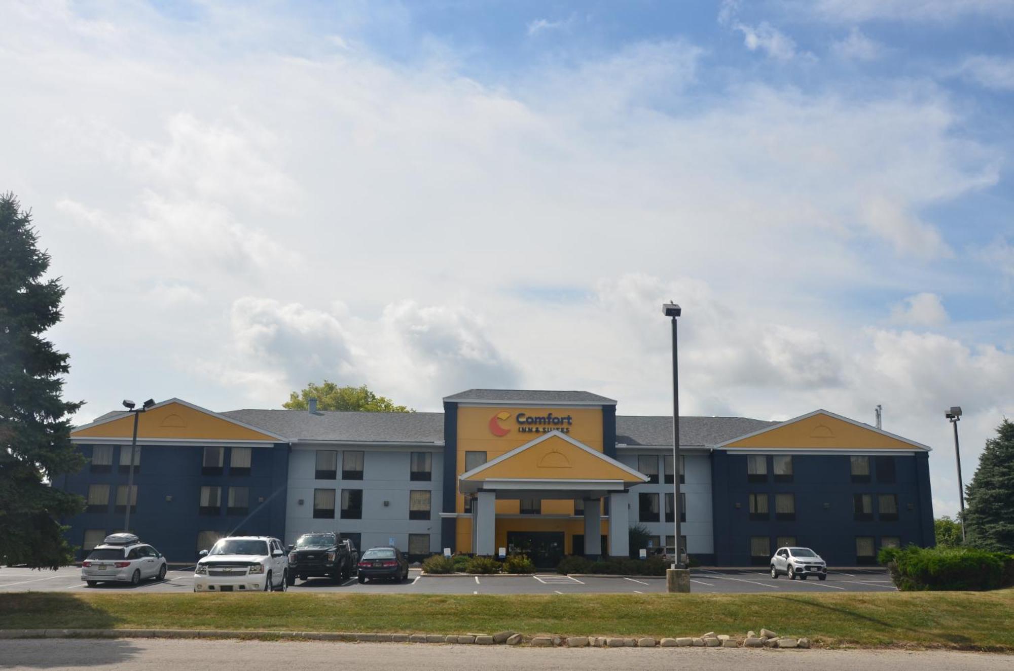 Comfort Inn & Suites Maumee - Toledo I80-90 Экстерьер фото