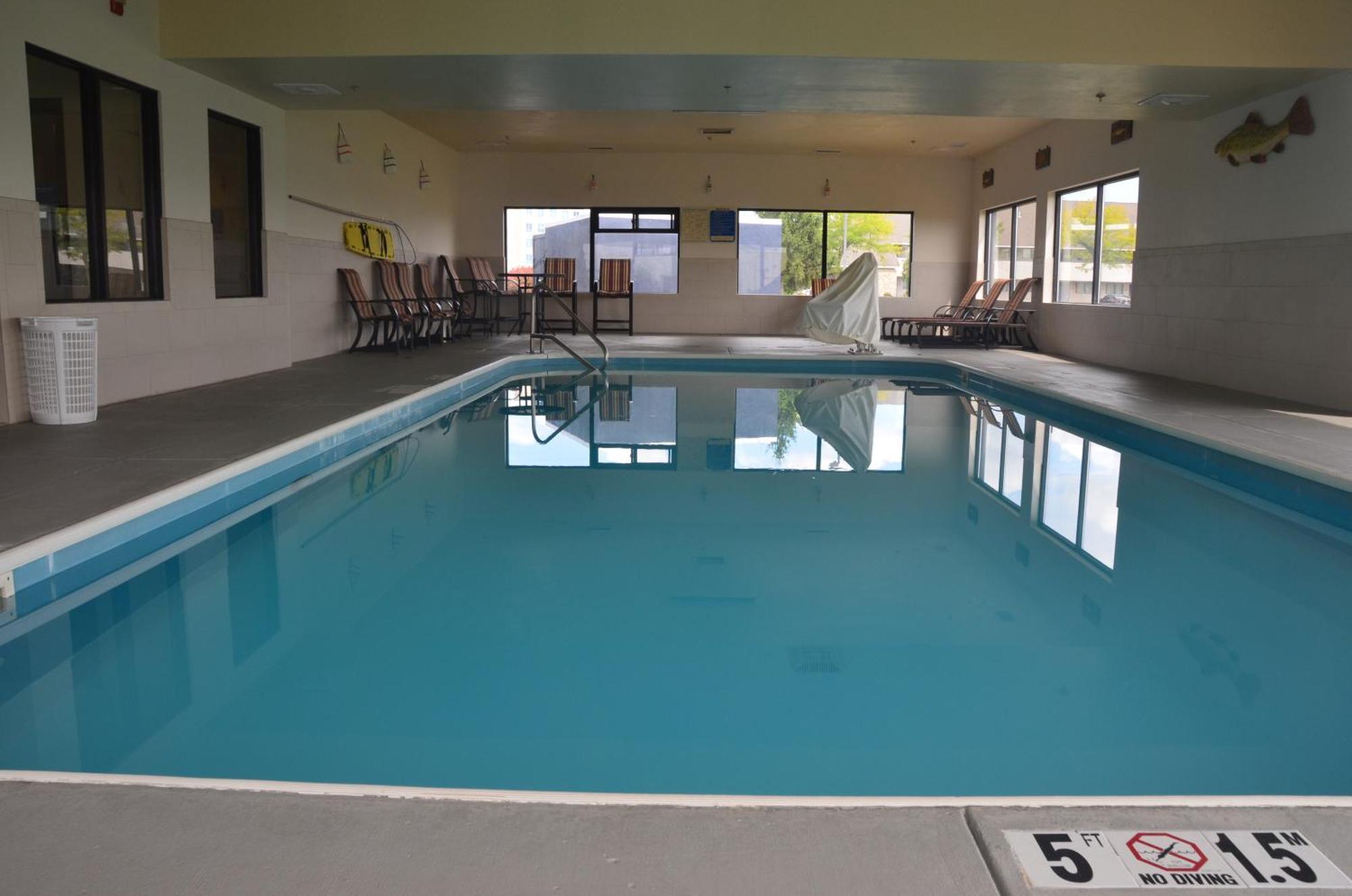 Comfort Inn & Suites Maumee - Toledo I80-90 Экстерьер фото