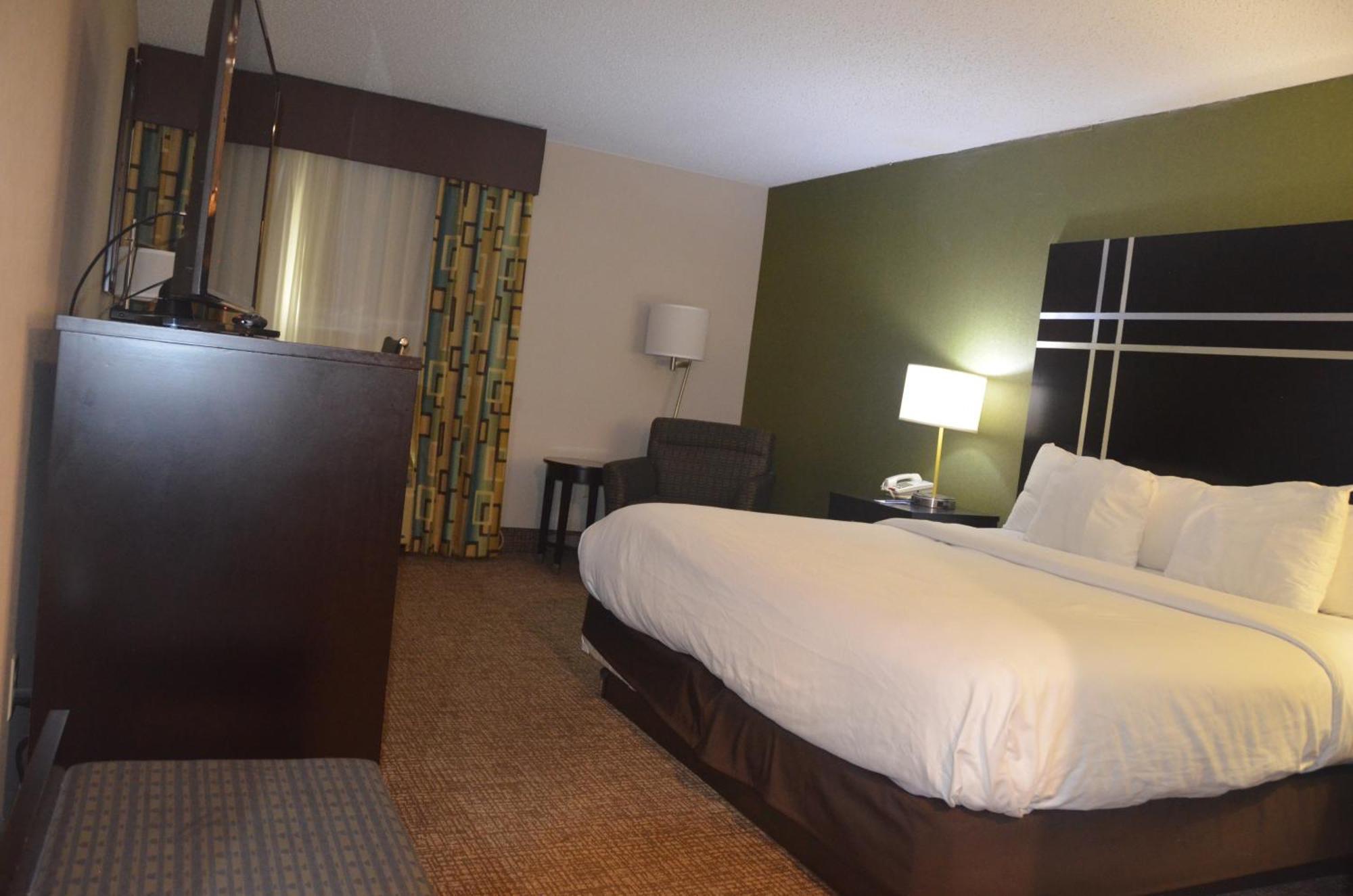 Comfort Inn & Suites Maumee - Toledo I80-90 Экстерьер фото