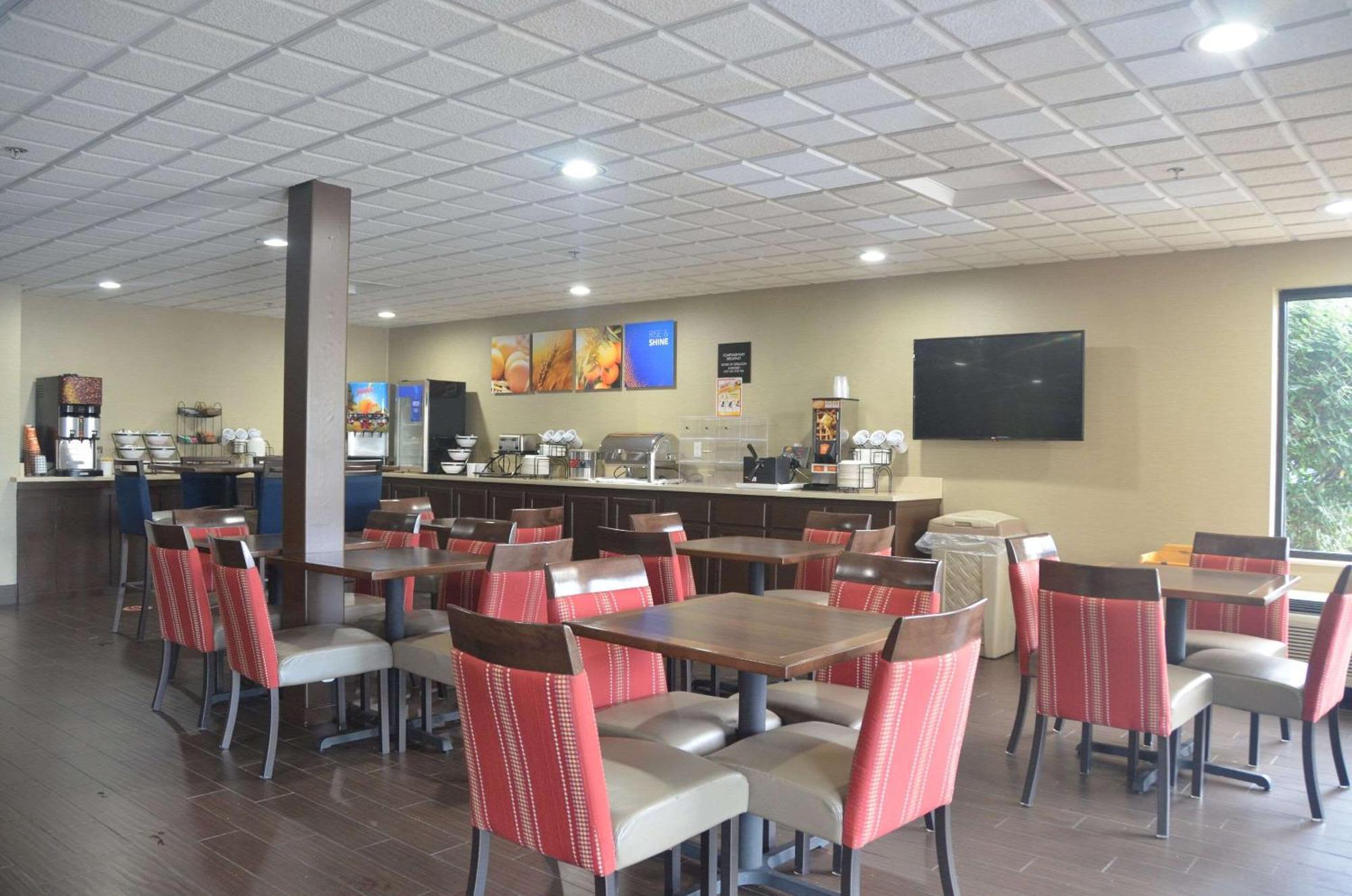 Comfort Inn & Suites Maumee - Toledo I80-90 Экстерьер фото