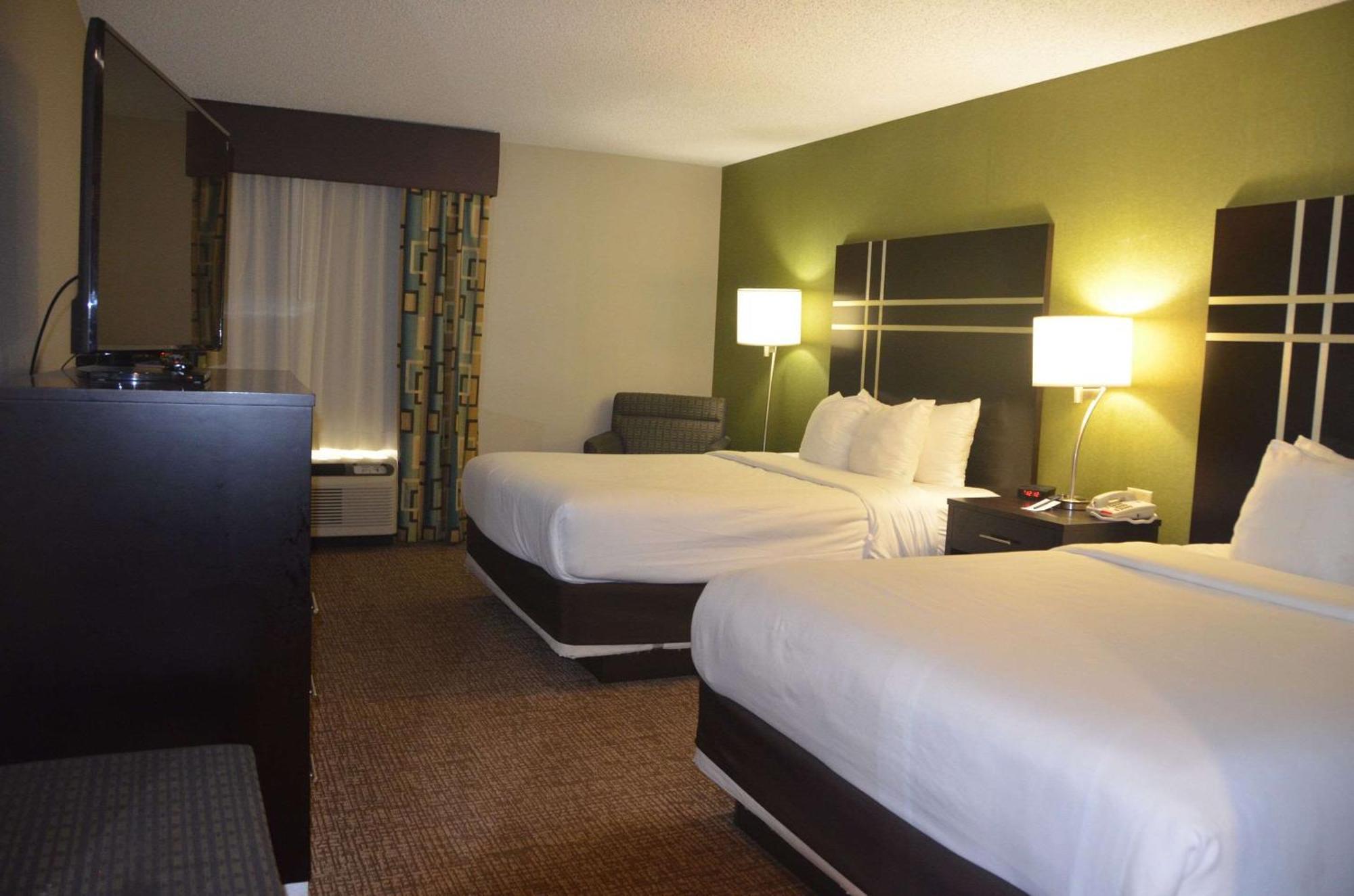 Comfort Inn & Suites Maumee - Toledo I80-90 Экстерьер фото