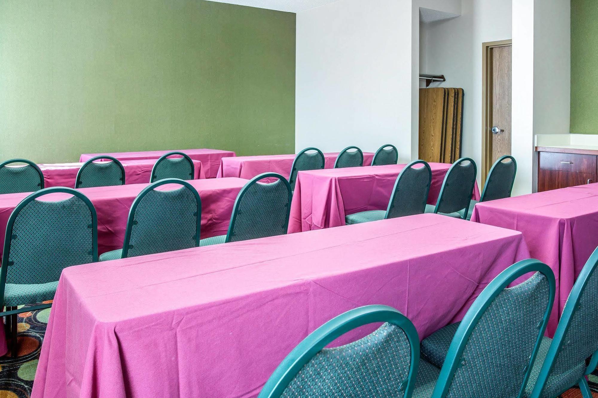 Comfort Inn & Suites Maumee - Toledo I80-90 Экстерьер фото
